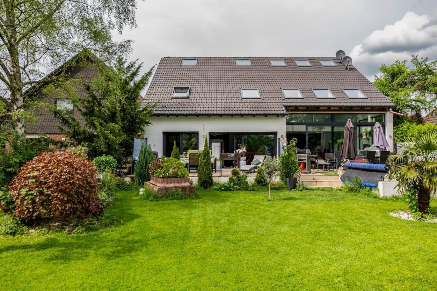 Wunderschoene Terrassenwohnung Mit Blick Ins Gruene! Meerbusch Exterior photo